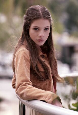 Michelle Trachtenberg - is a sexiest Teenage ever